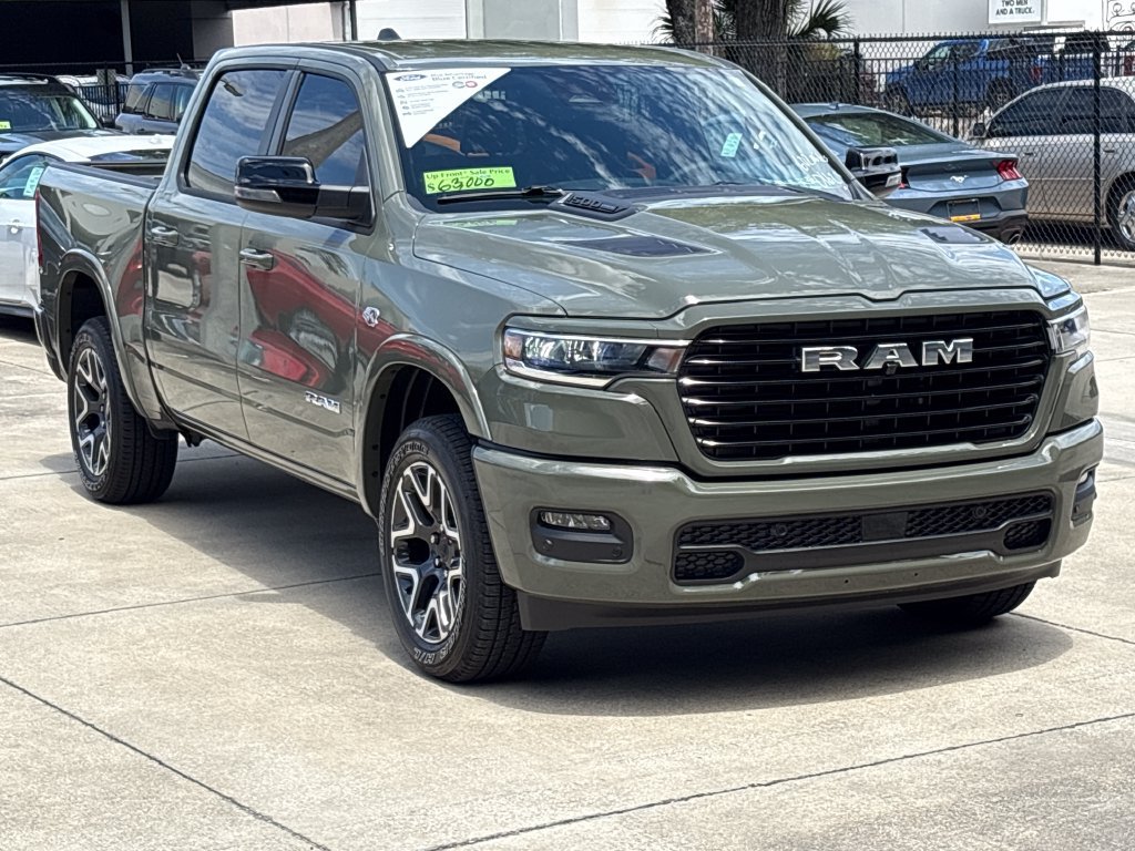 Used 2026 RAM 1500 Laramie w/ Sport Appearance Package AWD/4WD 360° Tour