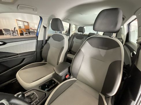 Used 2023 Volkswagen Taos S image 10