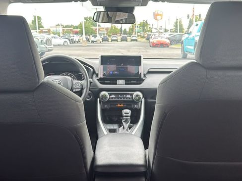 Certified 2025 Toyota RAV4 XLE AWD/4WD image 25
