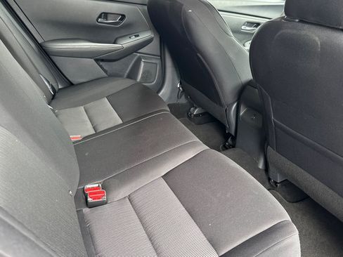 Used 2025 Nissan Sentra SV FWD image 29