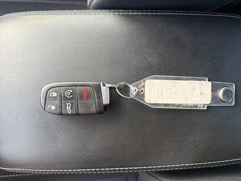 Used 2016 Dodge Charger R/T w/ Navigation & Travel Group image 27