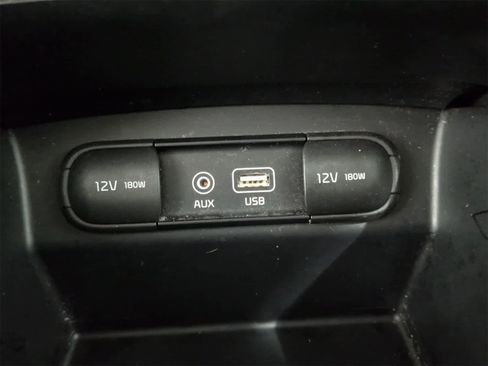 Used 2019 Kia Sorento EX image 31