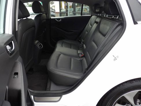 Used 2019 Hyundai Ioniq Limited image 10
