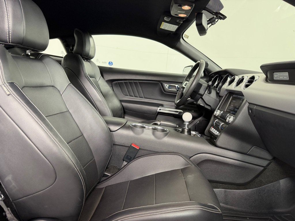 Used 2015 Ford Mustang GT Premium RWD image 22