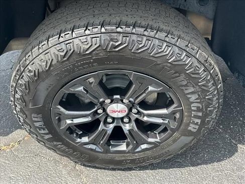 Used 2024 GMC Canyon Elevation w/ Trailering Package RWD image 33