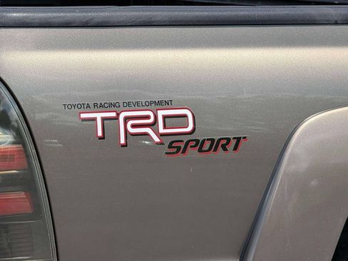 Used 2011 Toyota Tacoma 4x4 Double Cab w/ TRD Sport Pkg w/JBL Audio image 7