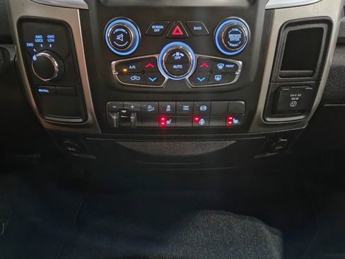 Used 2018 RAM 2500 Big Horn image 54