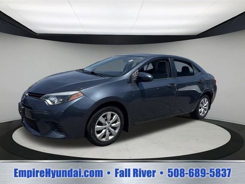 Used 2016 Toyota Corolla LE FWD image 1
