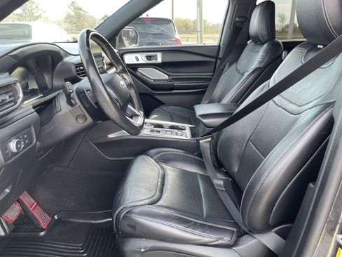 Used 2020 Ford Explorer ST w/ ST Street Pack image 14