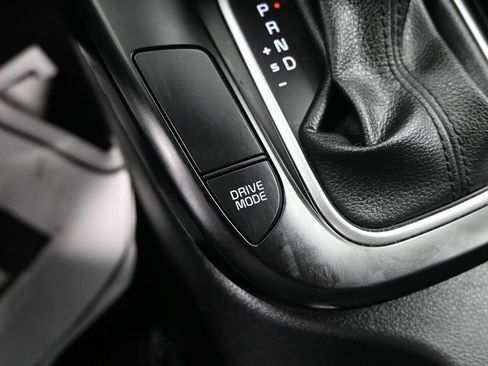 Used 2023 Kia Soul LX w/ LX Technology Package FWD image 22