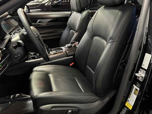 Used 2013 BMW ALPINA B7 image 42