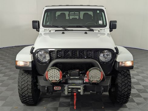 Used 2021 Jeep Gladiator Sport image 10