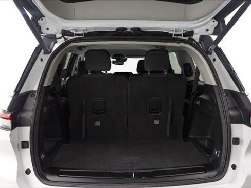 Used 2023 Jeep Grand Cherokee L Laredo w/ Luxury Tech Group I image 19