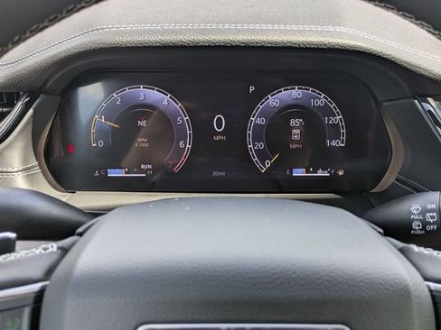 New 2026 Jeep Grand Cherokee Limited w/ Luxury Tech Group II AWD/4WD image 16