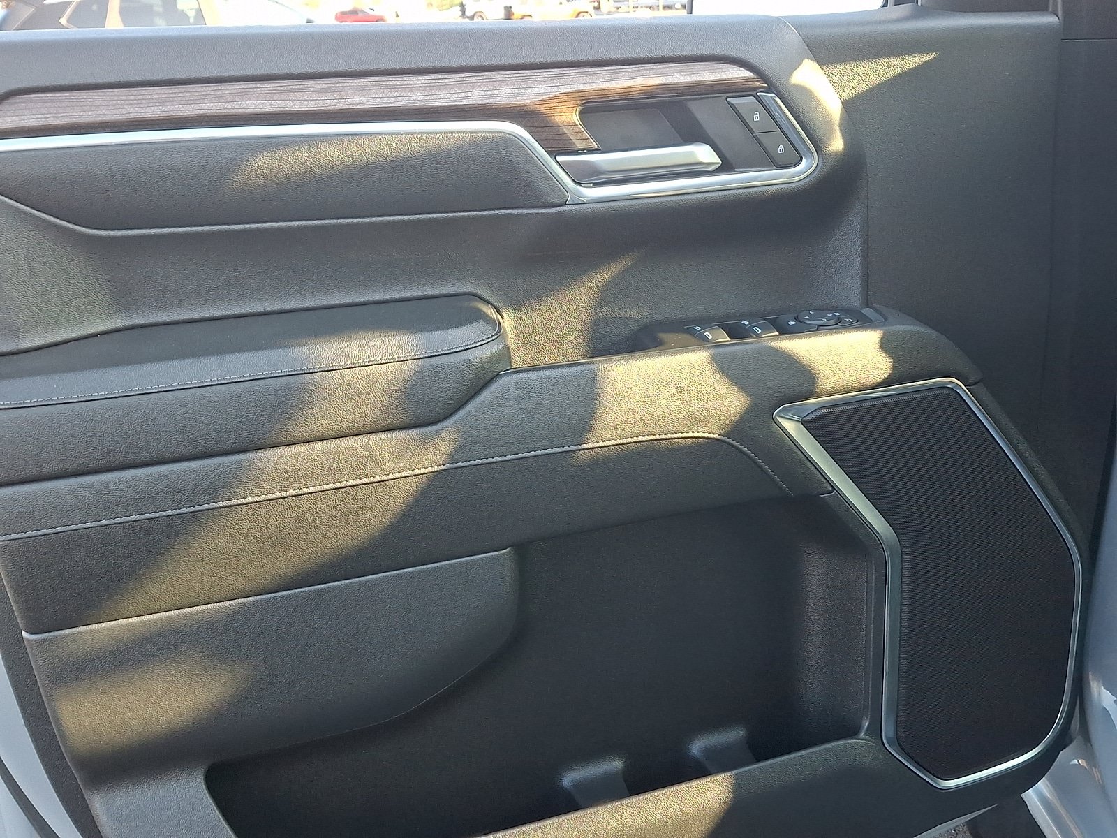Used 2024 Chevrolet Silverado 1500 LT AWD/4WD image 11