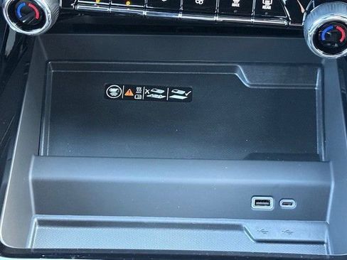 New 2025 Chevrolet Tahoe High Country image 25