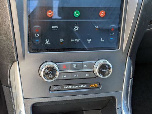 Used 2024 Ford Edge Titanium AWD/4WD image 25