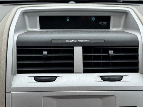 Used 2010 Mercury Mariner Premier image 16