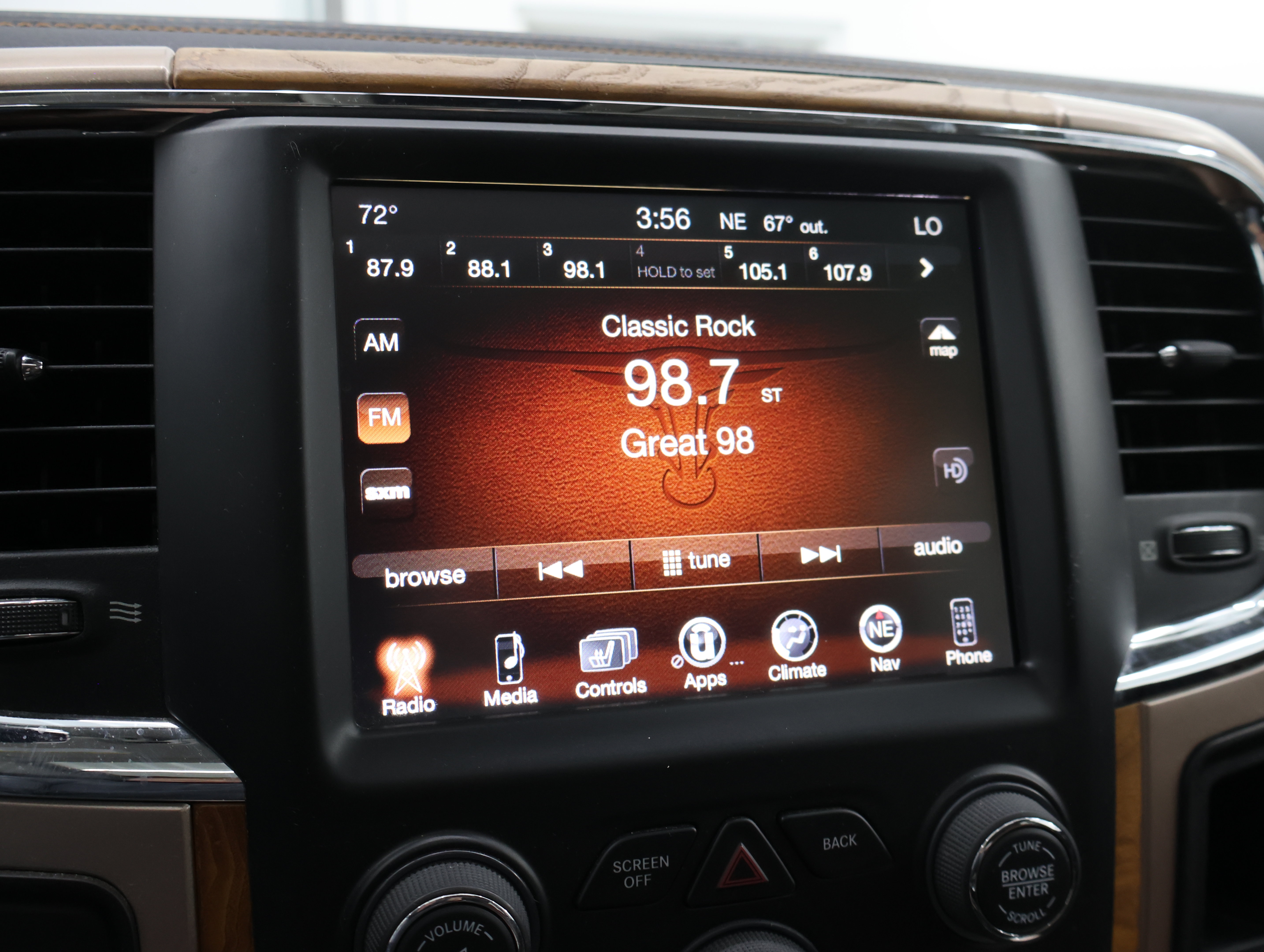Used 2017 RAM 3500 Laramie Longhorn w/ Convenience Group AWD/4WD image 52