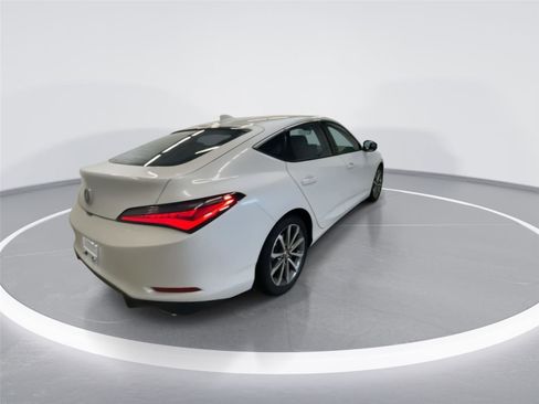 New 2026 Acura Integra FWD image 8
