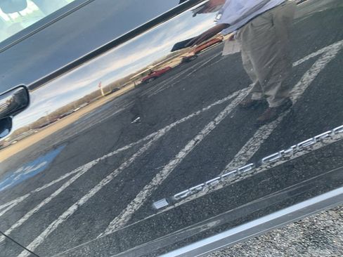 Used 2023 Jeep Grand Cherokee L Laredo image 48