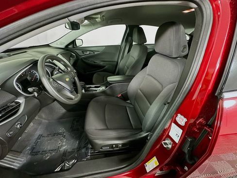 Used 2024 Chevrolet Malibu LT image 28