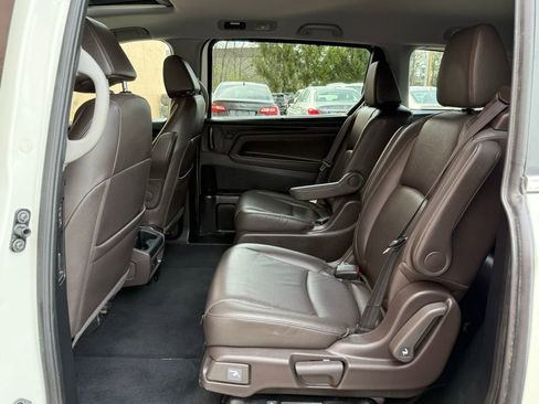 Used 2018 Honda Odyssey EX-L image 15
