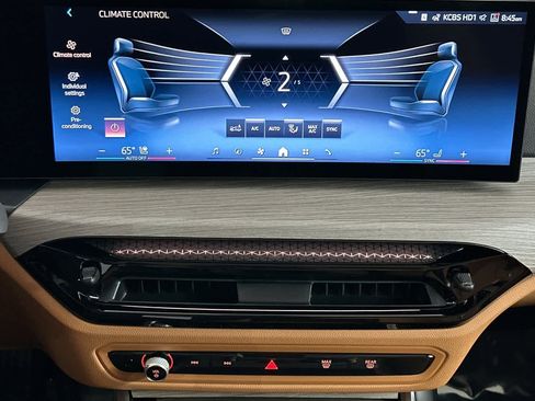 New 2026 BMW 330i Sedan w/ Premium Package image 20