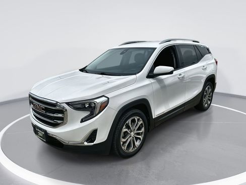 Used 2020 GMC Terrain SLT w/ Preferred Package FWD image 1