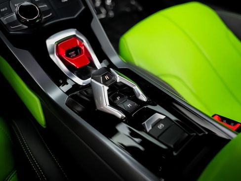 Used 2015 Lamborghini Huracan LP 610-4 AWD/4WD image 48