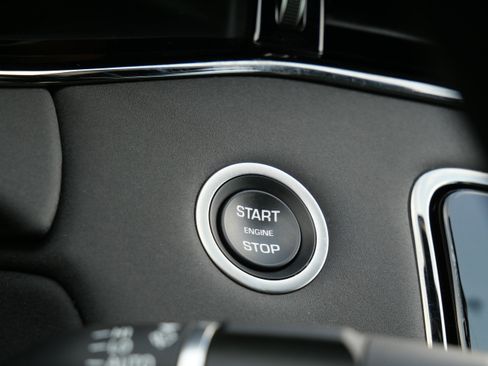Used 2023 Land Rover Range Rover Evoque R-Dynamic SE AWD/4WD image 27