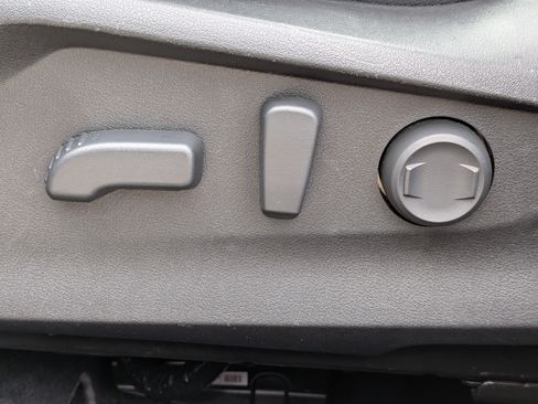 Certified 2022 Subaru Forester Touring AWD/4WD image 20