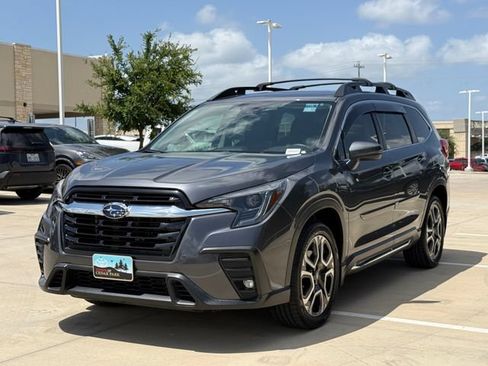 Used 2023 Subaru Ascent Limited AWD/4WD image 8