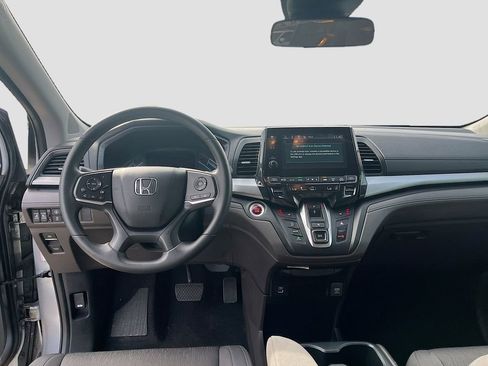 Used 2023 Honda Odyssey EX image 21
