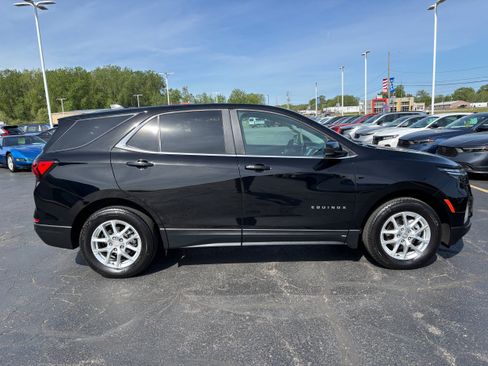 Used 2022 Chevrolet Equinox LT AWD/4WD image 5