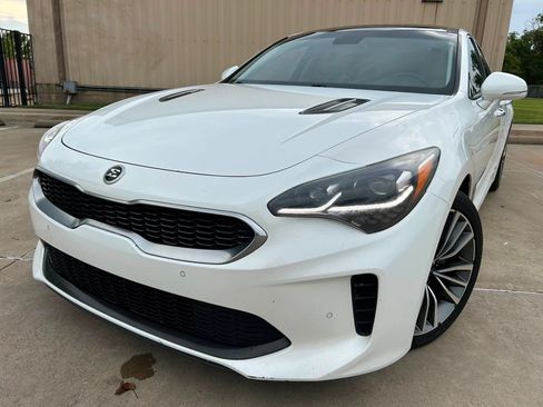 Used 2018 Kia Stinger Premium RWD image 1