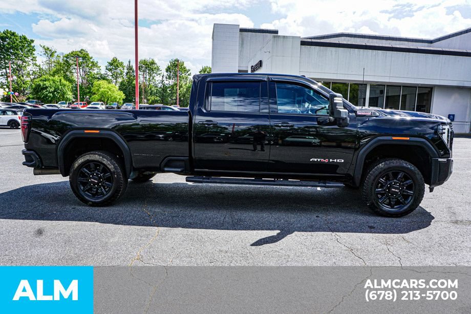 Used 2024 GMC Sierra 2500 AT4 w/ Technology Package AWD/4WD image 8