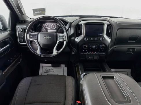 Used 2019 Chevrolet Silverado 1500 LT Trail Boss AWD/4WD image 21