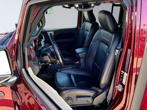 Used 2021 Jeep Wrangler Unlimited Rubicon AWD/4WD image 3