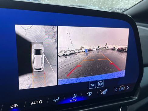 Used 2025 Chevrolet Equinox EV RS w/ LPO, All-Weather Mat Package FWD image 28
