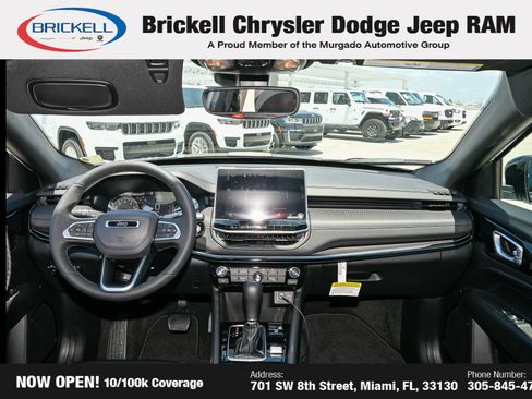 Used 2026 Jeep Compass Latitude AWD/4WD image 19
