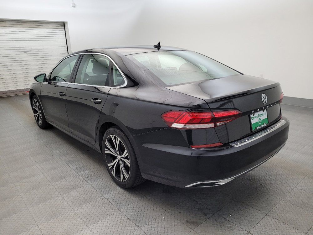 Used 2021 Volkswagen Passat 2.0T SE FWD image 5