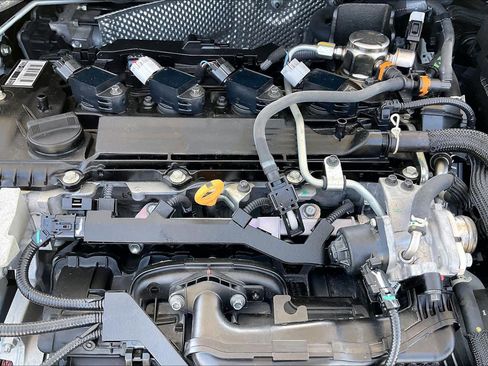 Used 2024 Toyota Corolla LE image 33