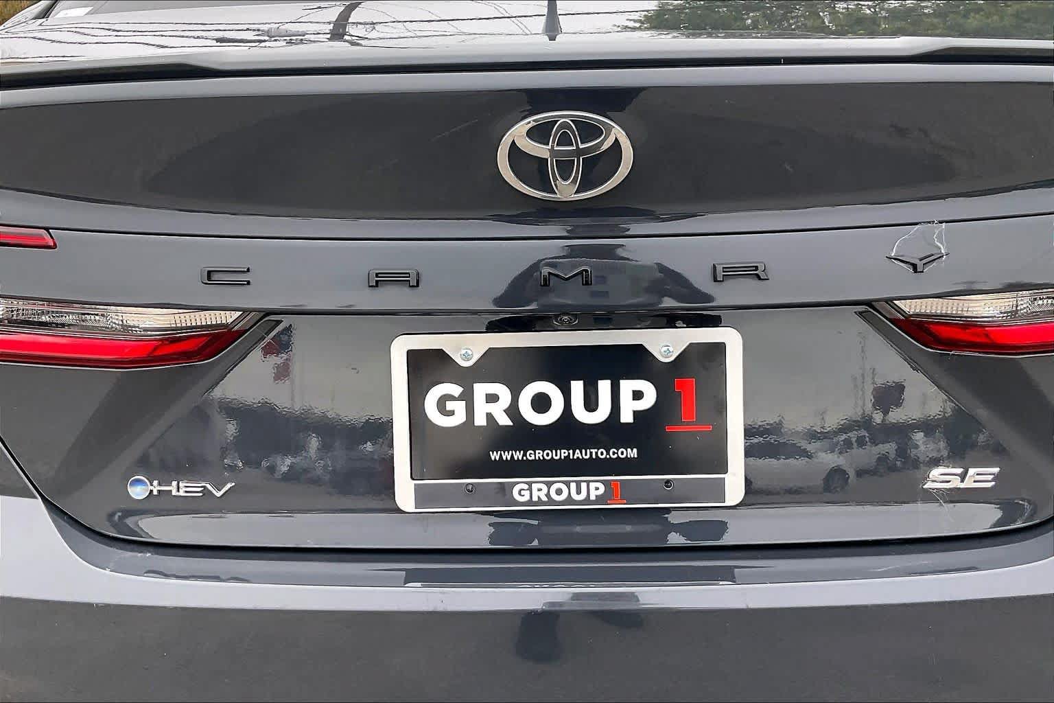 Used 2025 Toyota Camry SE FWD image 10