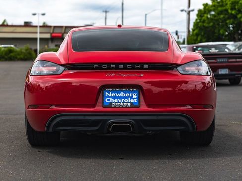 Used 2019 Porsche 718 Cayman RWD image 10