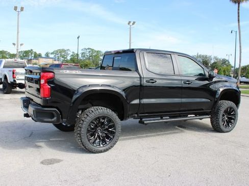 Used 2025 Chevrolet Silverado 1500 RST w/ Dark Appearance Package AWD/4WD image 12