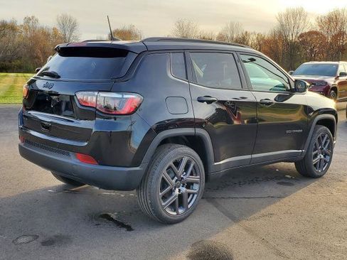 New 2026 Jeep Compass Limited image 3