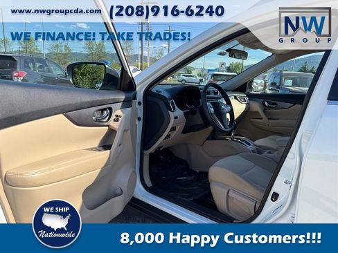 Used 2016 Nissan Rogue S w/ Appearance Package image 4