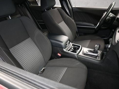 Used 2023 Dodge Charger SXT image 39