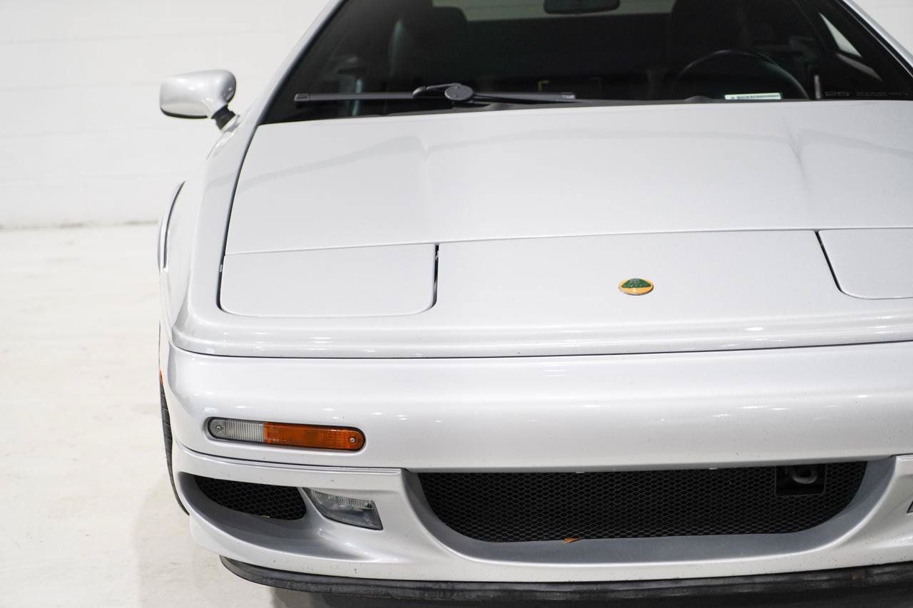 Used 2002 Lotus Esprit RWD image 24